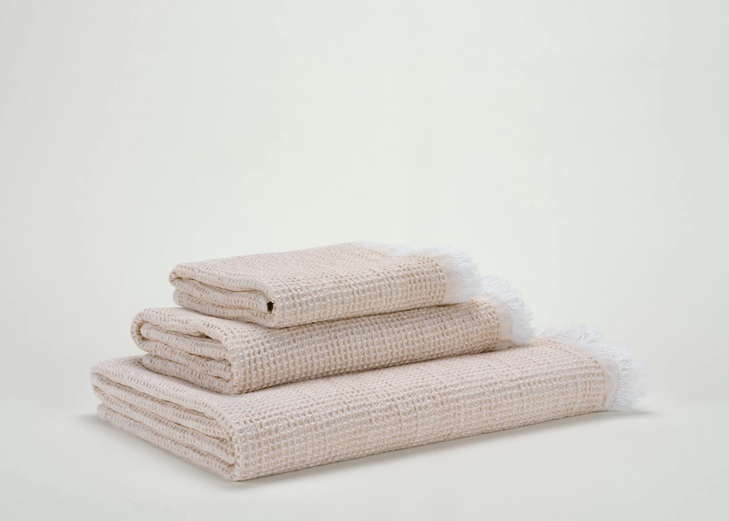 Bees Bath Towel Collection 3 Bees Bath Towel Collection - Image 3