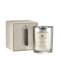 Cedar And Vietnamese Oud Scented Candle -Home Furnishings Cedar candle 1800x1800 d28587cb 1039 4a1f 9fae 33eff3902079