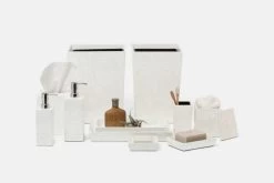 Callas Lacquered Cracked Eggshell Bath Collection