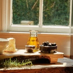 Florecita Vase -Home Furnishings florecita 1024x1024 68c01f3e ea8e 407c a4d5 2230967bdd28