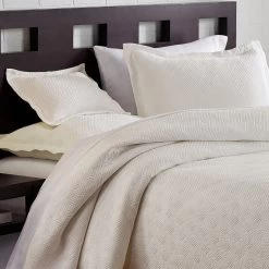 Flynn Matelassé Bedding Collection -Home Furnishings flynncloseup