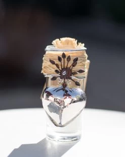 Adelita Corazon Candle, Platinum -Home Furnishings gaddray 62a2896