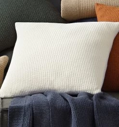 Pettra Throw + Decorative Pillow -Home Furnishings sferra pettra decorative pillow 10758 18x18 default